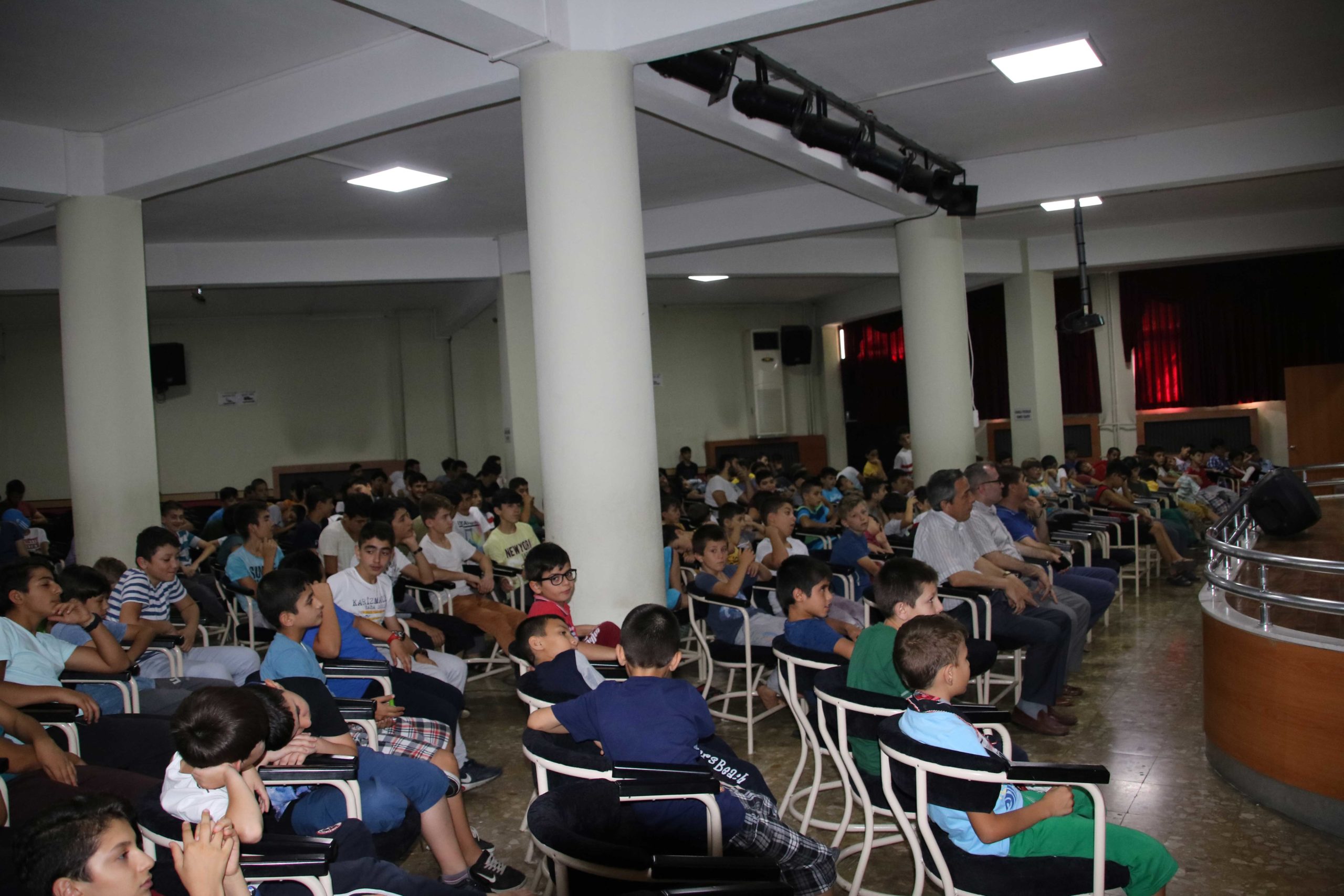 Kestanepazarı Öğrencileri Sağlık Seminerine Katıldı