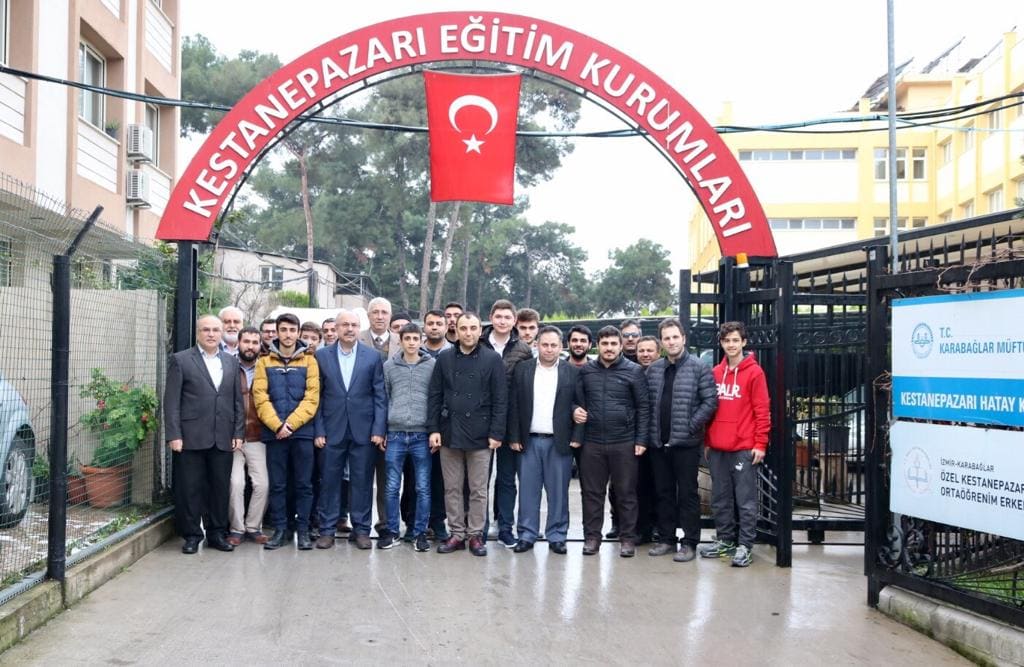 Öğrencilerimiz Umre Ziyaretiyle Ödüllendirildi