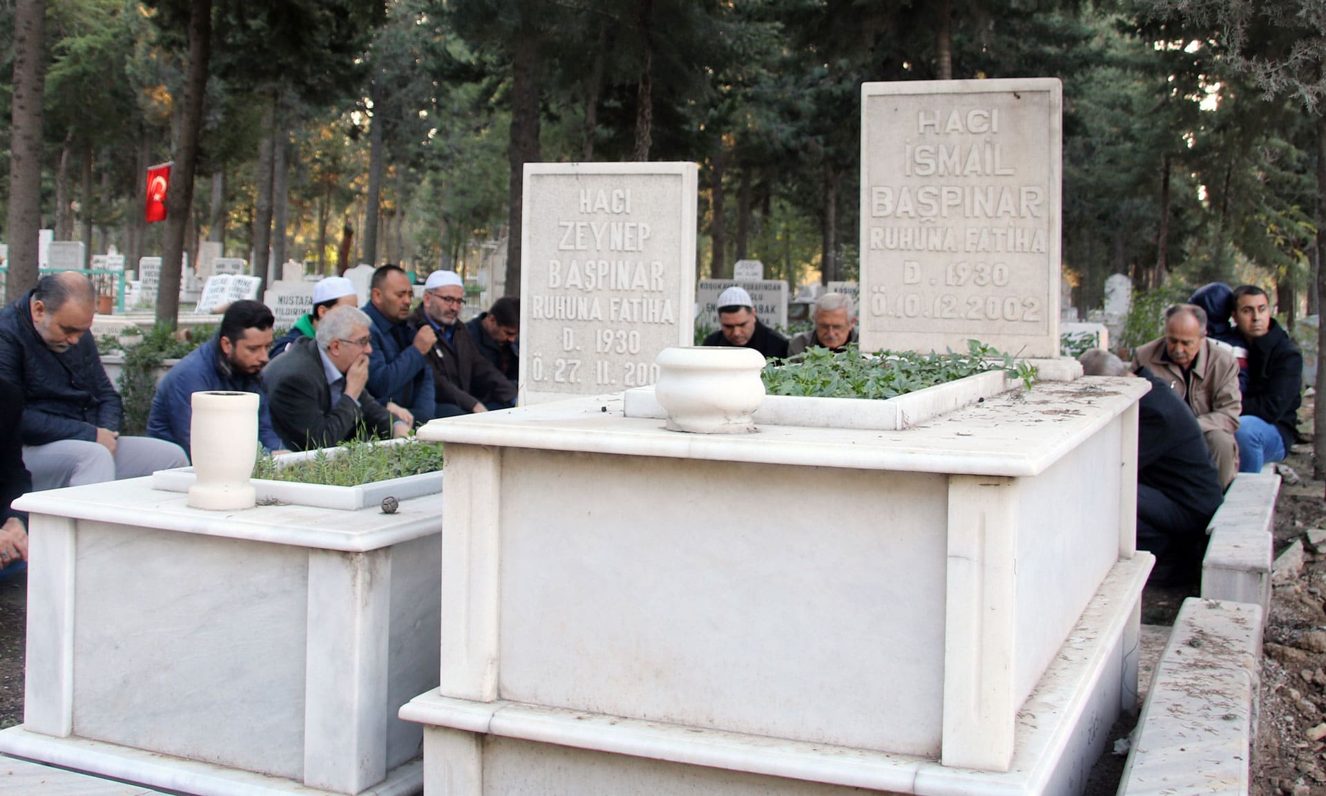 Eski Başkanlarımızdan İsmail Başpınar Kabri Başında Anıldı