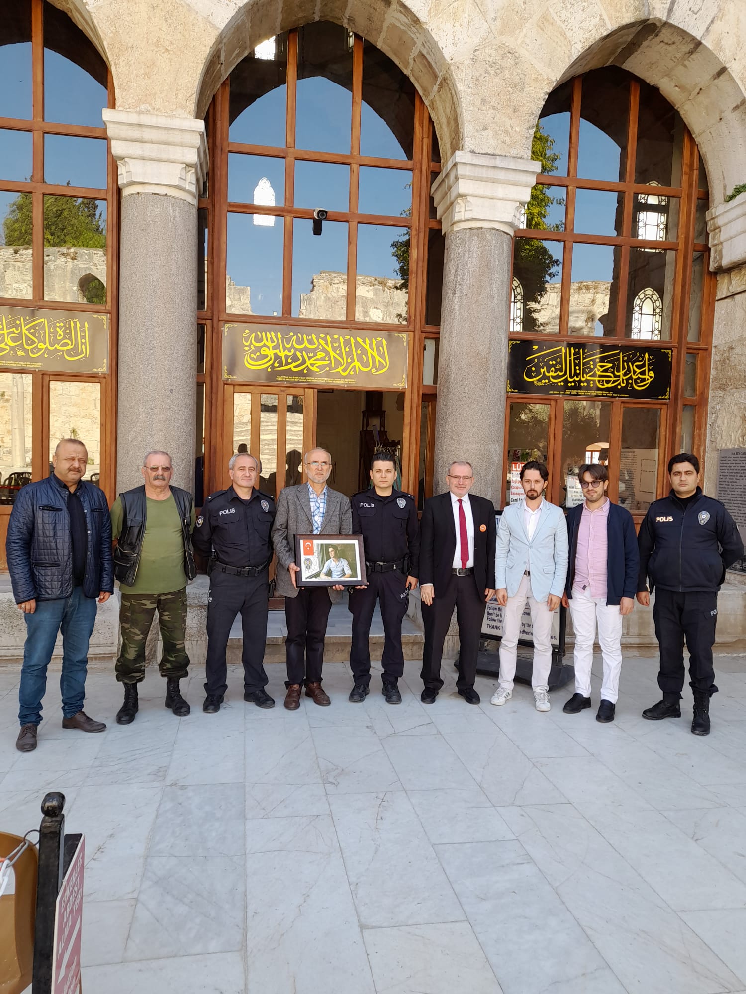 Selçuk Müftülüğü İsa Bey Camii’nde Şehit Özel Harekat Polisi Ahmet Alp Taşdemir’in Şehadetinin 5.Sene-i Devriyesinde Kur'an Ziyafeti ve Anma Programı Gerçekleştirildi