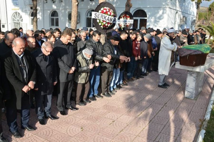 Mezunlarımızdan Mustafa Aysal'ın Annesi Vefat Etti