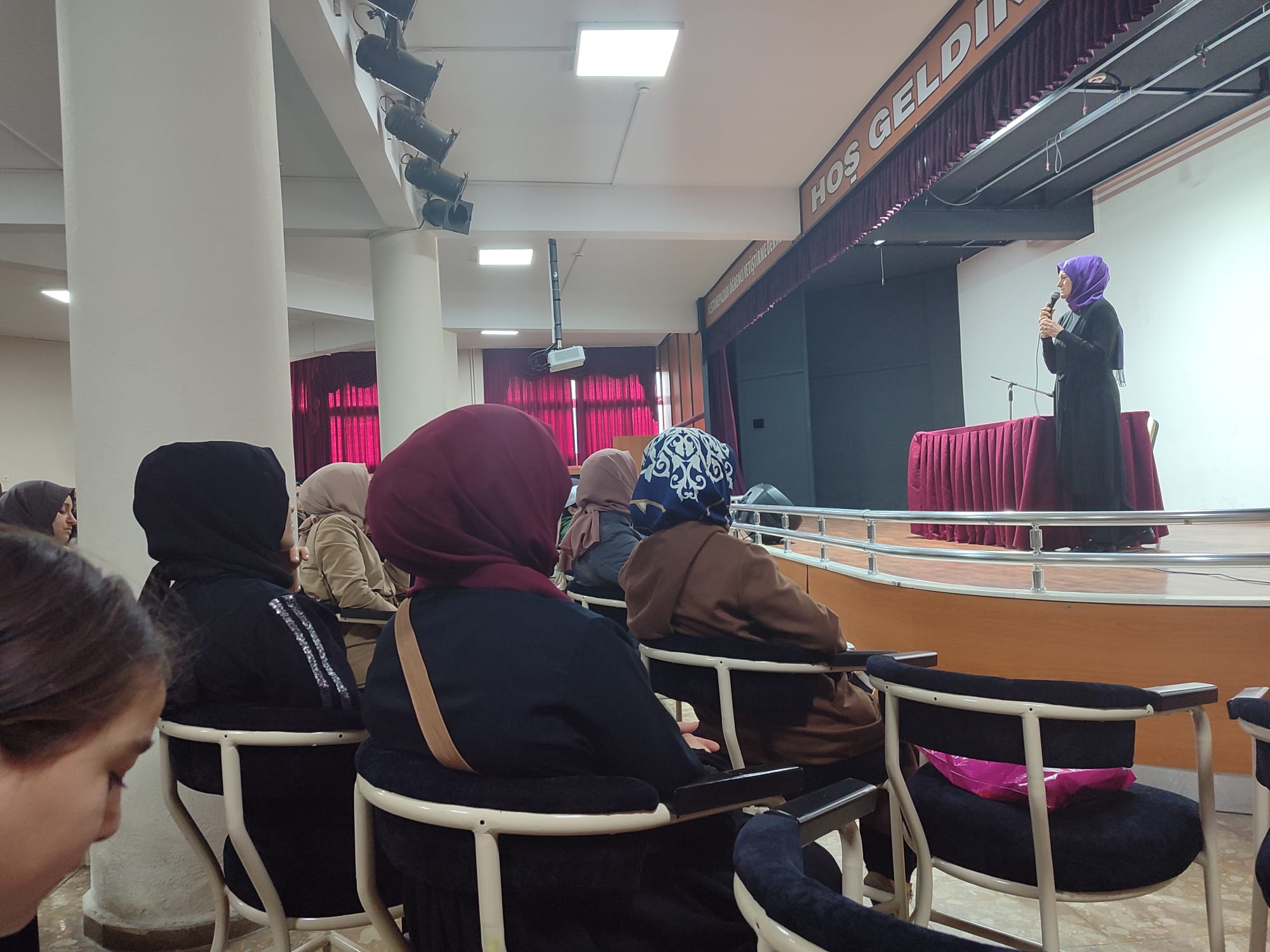 Kestanepazarı Hacı Ahmet Dayhan Kur’an Kursu’nda 2. Dönemin Veli Toplantısı Yapıldı